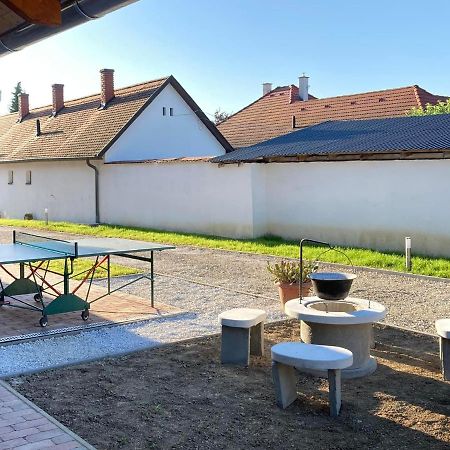Hotel Fazekas Vendeghaz Balatonkeresztúr Exteriér fotografie