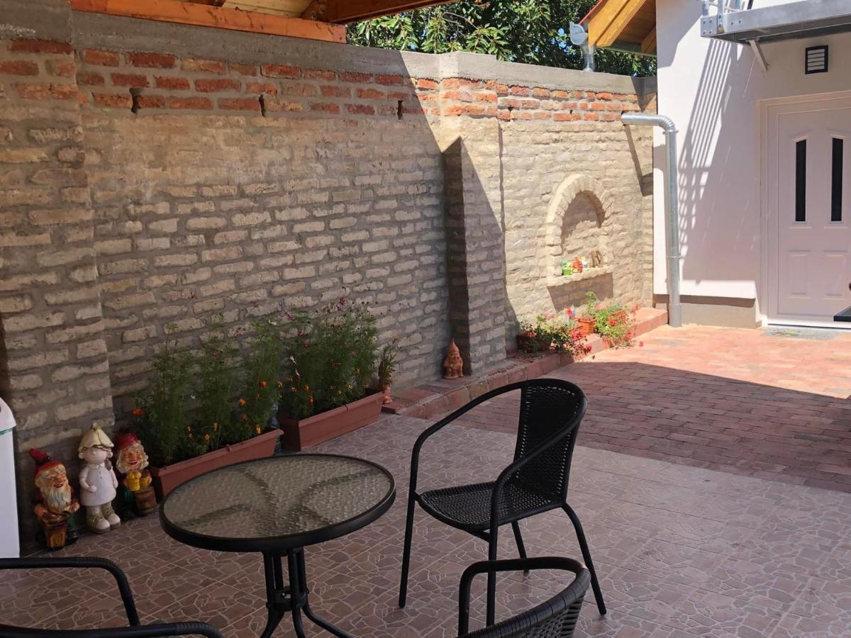 Hotel Fazekas Vendeghaz Balatonkeresztúr Exteriér fotografie